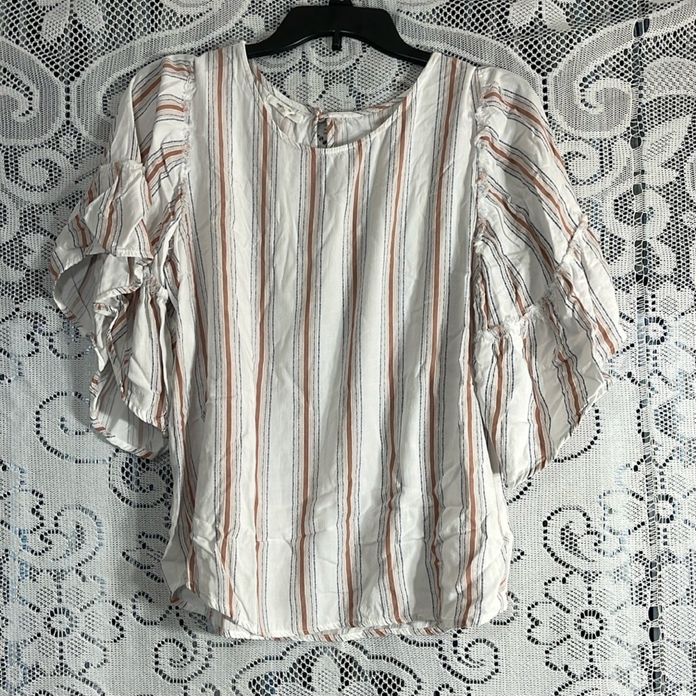 🍎Maurices - White Striped Fringe Sleeve Top
